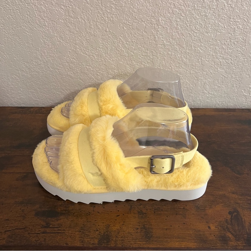 KOOLABURRA by UGG Fuzz'd Out Slide Sandal NWOT US8